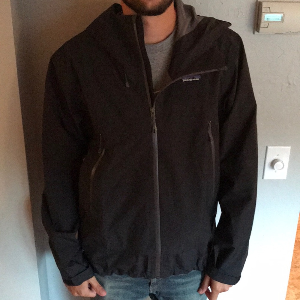 NWT - Patagonia men’s cloud Ridge Jacket